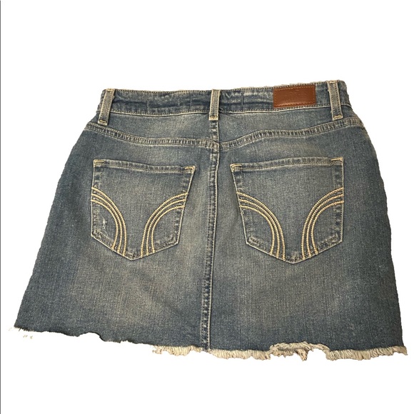 HOLLISTER Distressed Denim Skirt size 5 - Picture 4 of 6